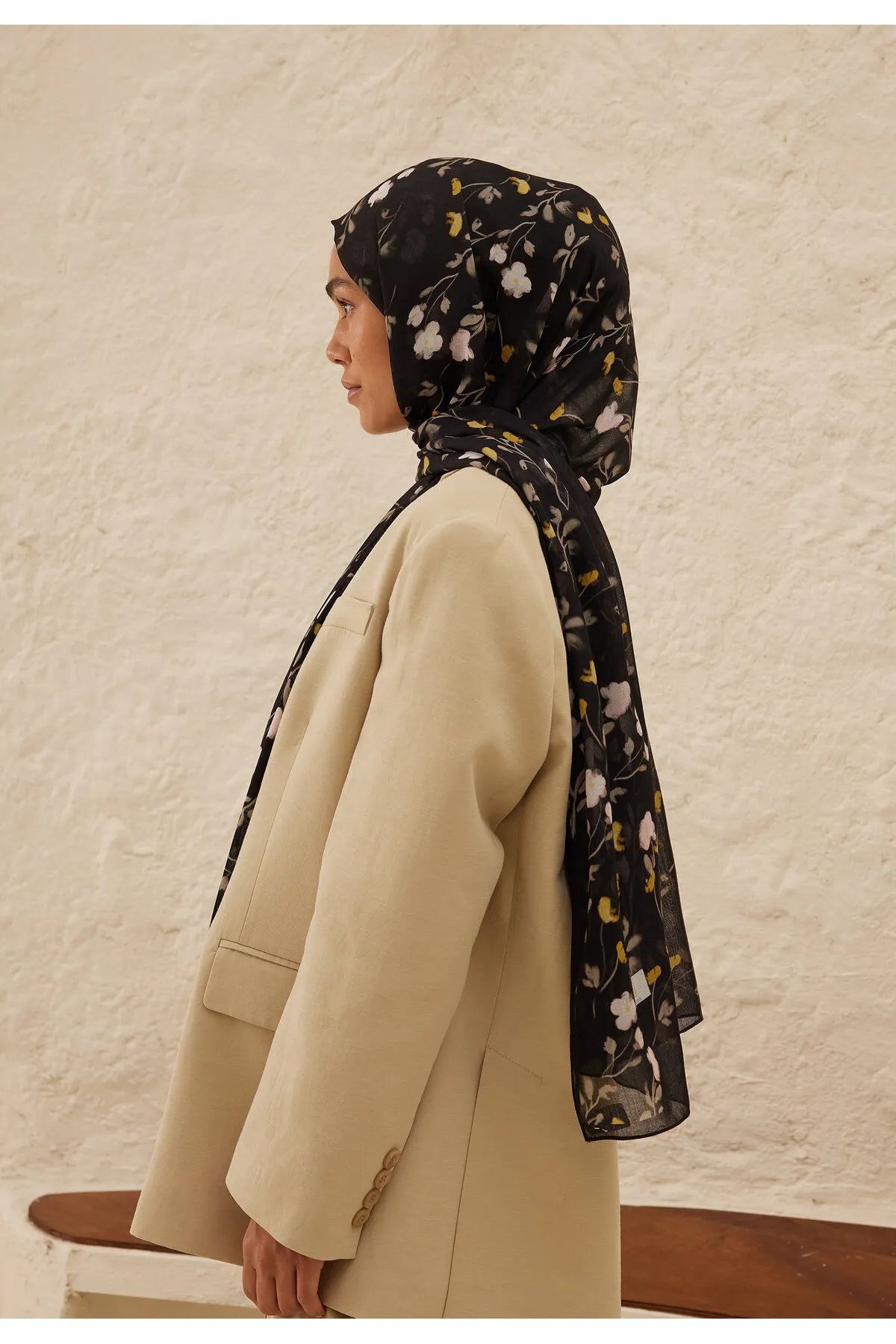 Fresh Scarfs Rami Hijab - Soft Flower Black - D'ITINA